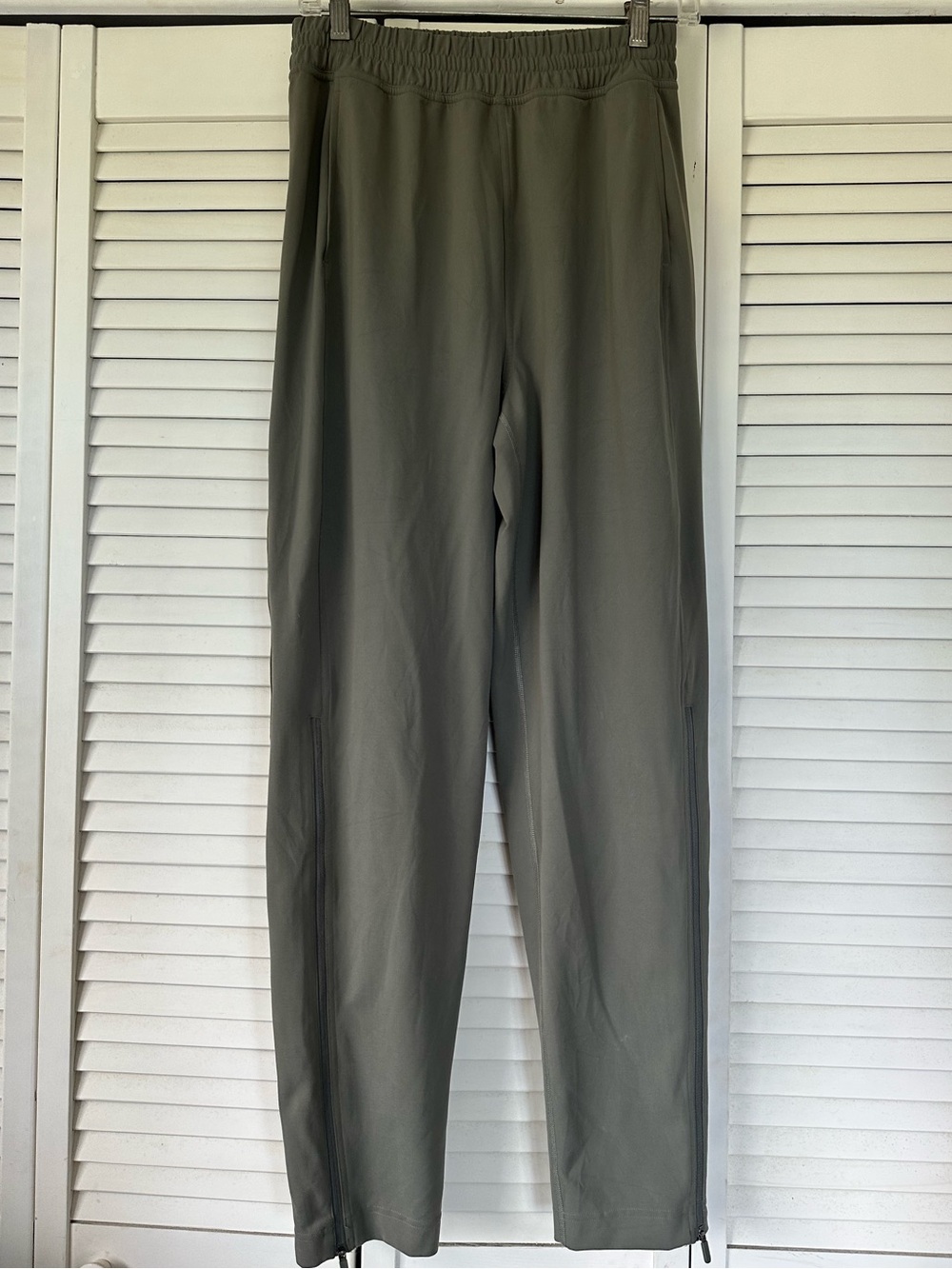lululemon athletica Olive Green Lightweight Joggers